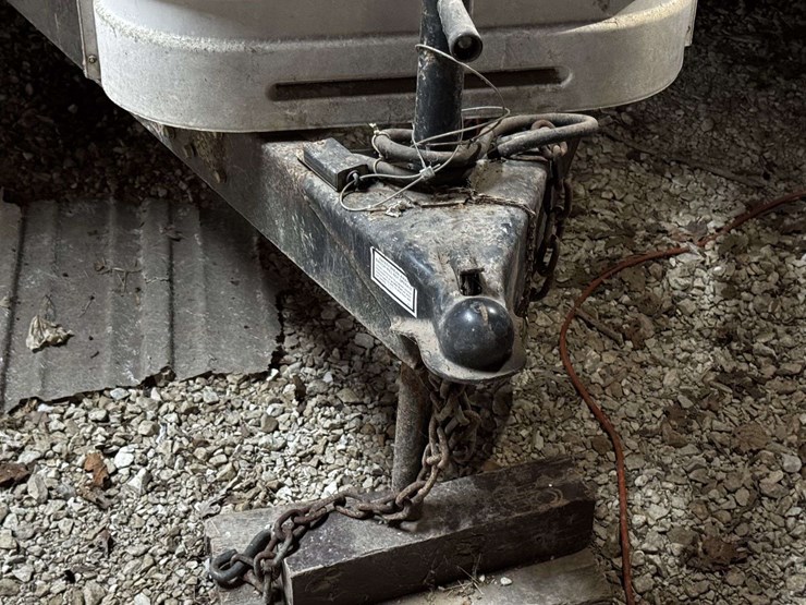 2000-coachmen-catalina-lite-hw-22'-travel-trailer-image-10