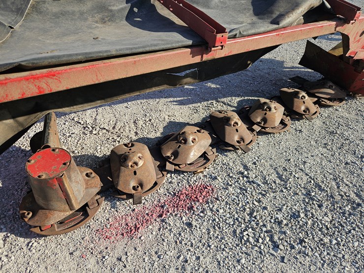 new-holland-h6750-image-2