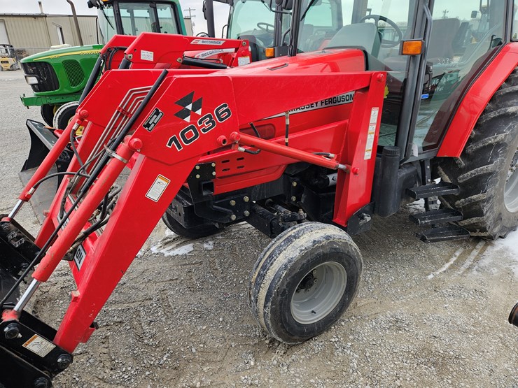 massey-ferguson-4253-image-23