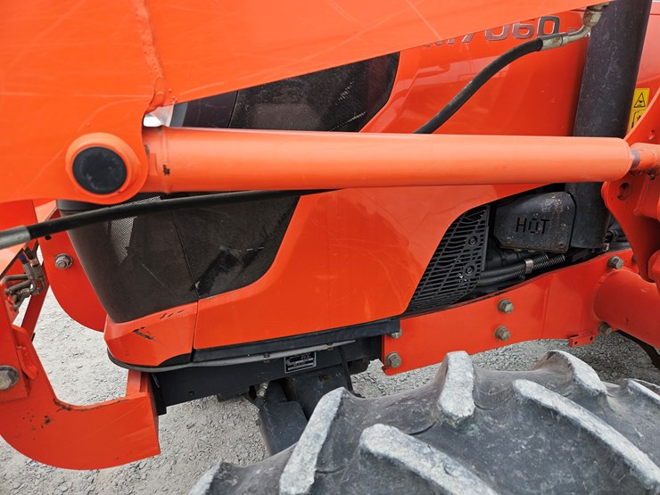 kubota-m7060-image-8
