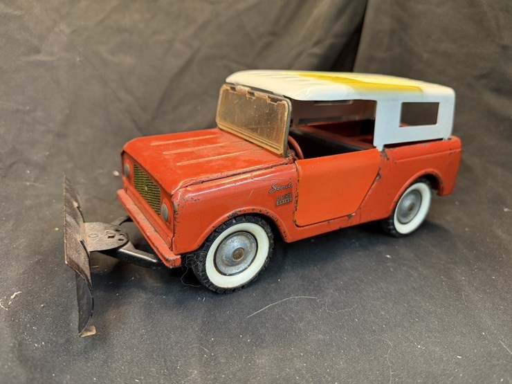 case-ih-scout-image-1