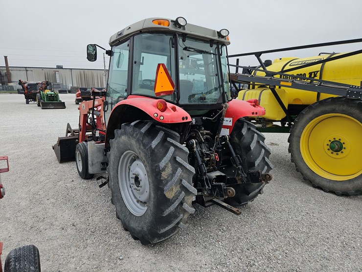 massey-ferguson-5445-image-14