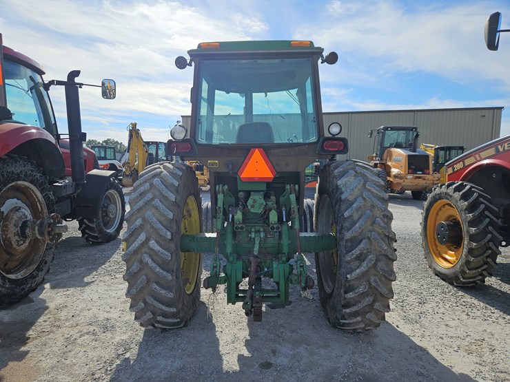 john-deere-4840-image-11