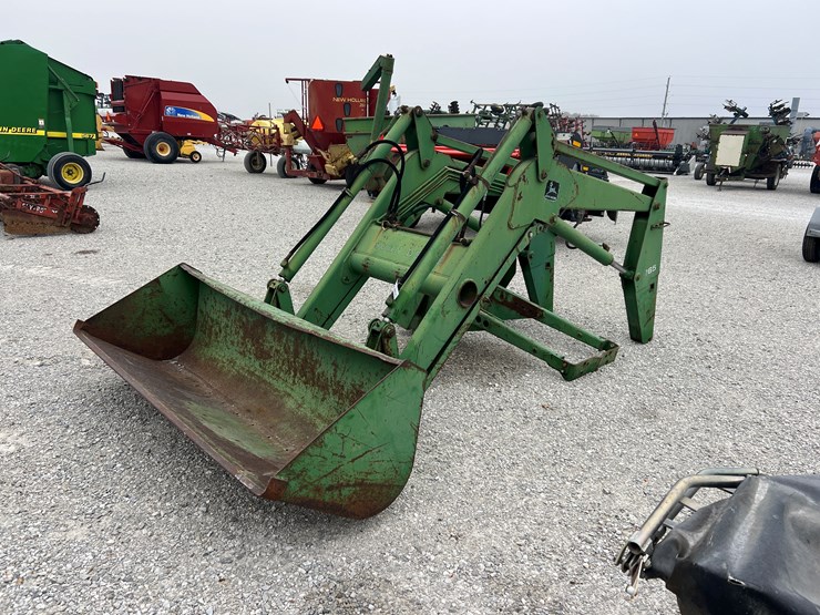 john-deere-265-image-1