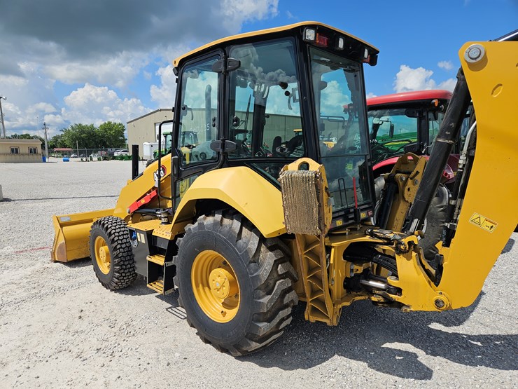 #203035-•-2021-caterpillar-416st-backhoe-image-15