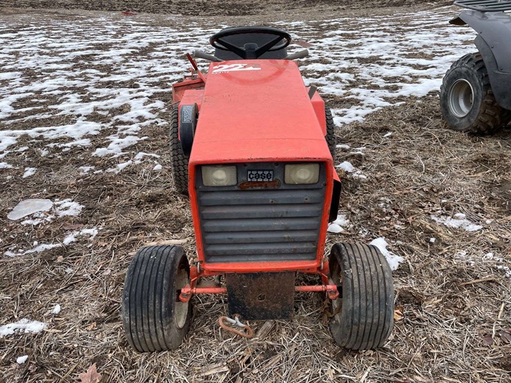 case-222-78-lawn-and-garden-tractor-w/-mower-deck-and-snow-blower-image-9