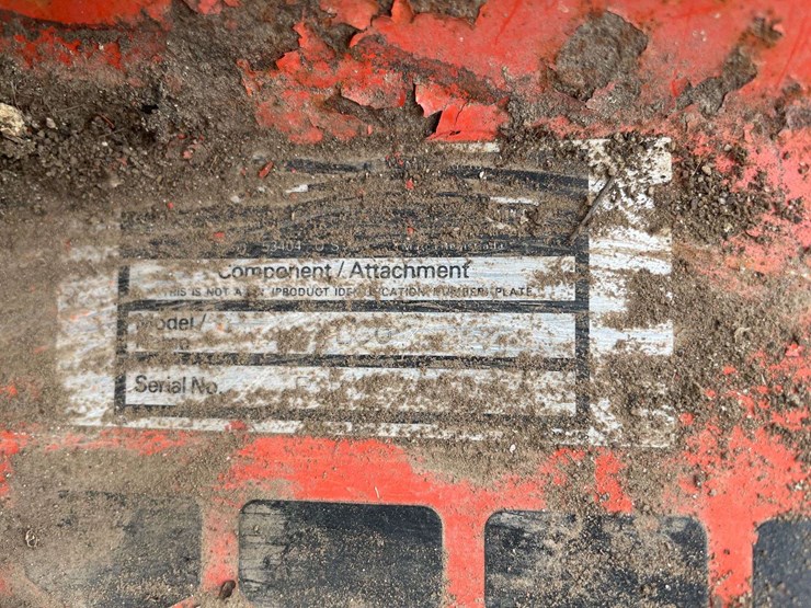 case-222-78-lawn-and-garden-tractor-w/-mower-deck-and-snow-blower-image-48