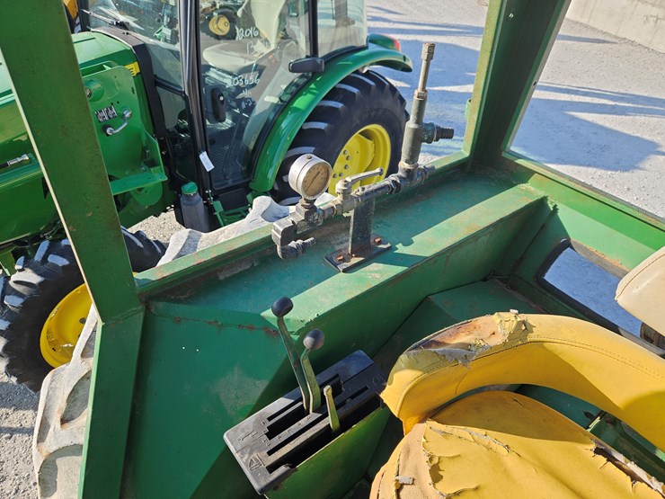 john-deere-4620-image-18