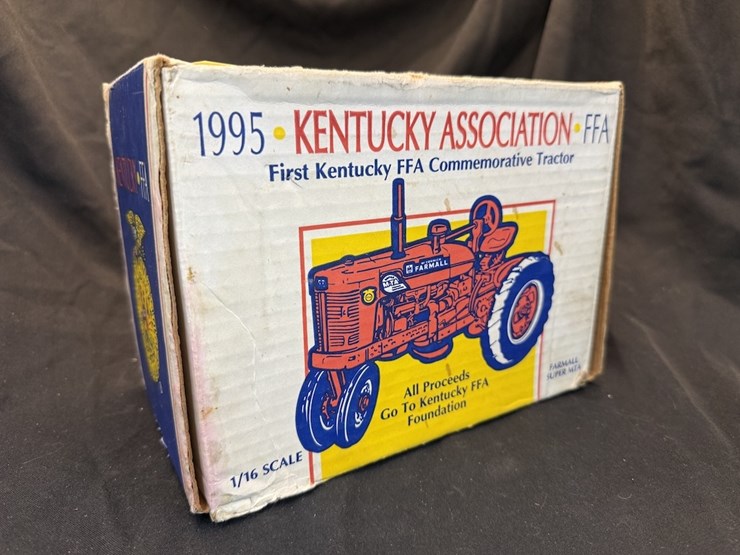 ertl-farmall-super-m-ta-image-1