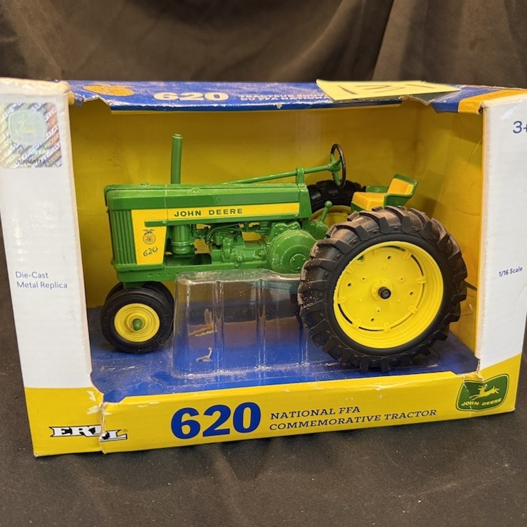 Ertl John Deere 620