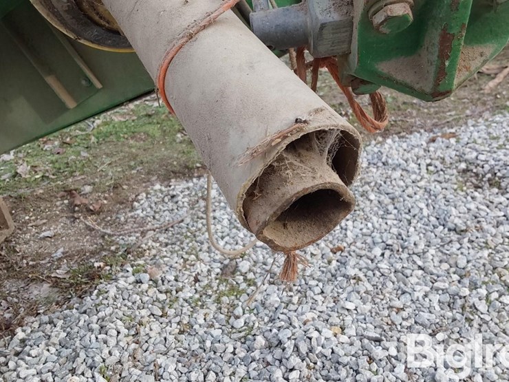 john-deere-275-image-16