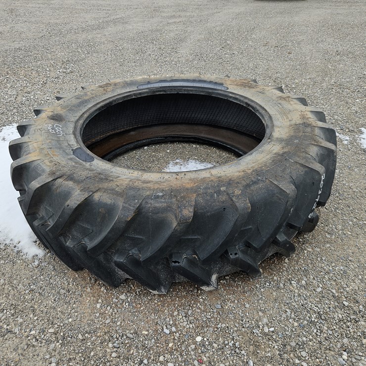 #203928 • Michelin 480/80R42 Tire