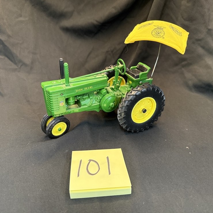Ertl John Deere G