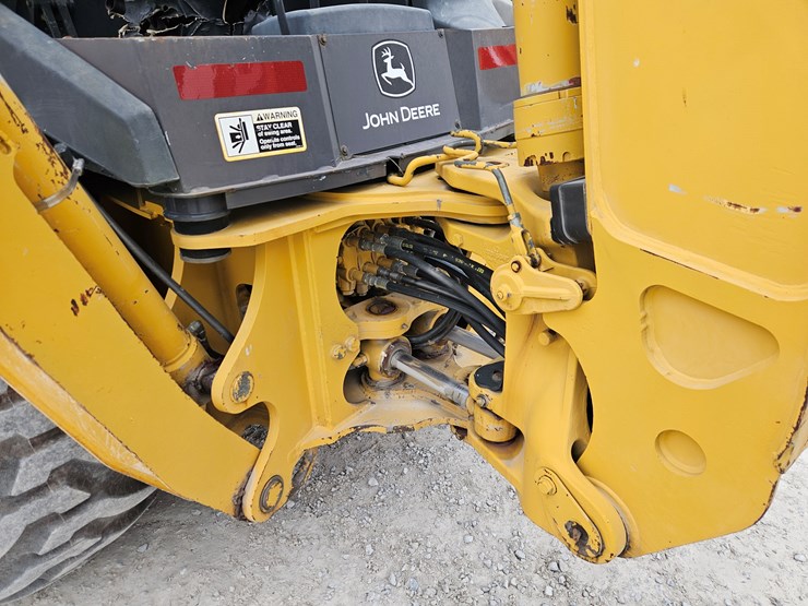 john-deere-310d-image-17