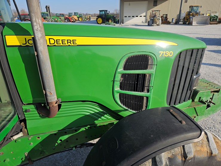 john-deere-7130-image-4
