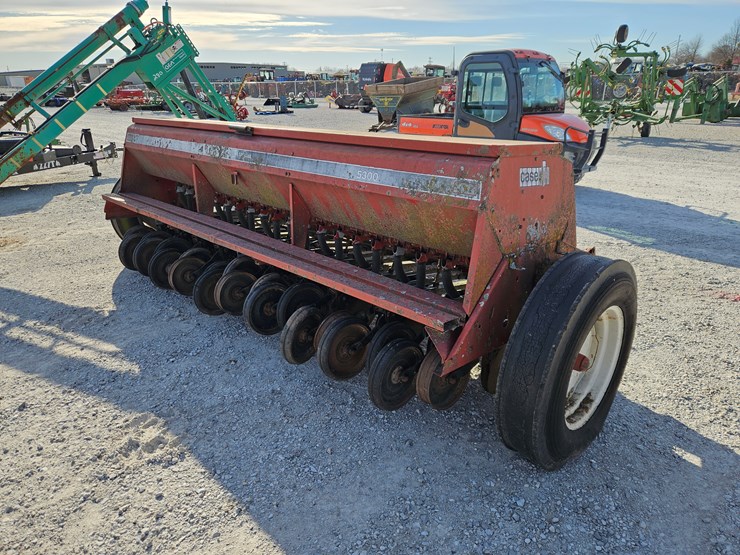 case-ih-5300-image-7