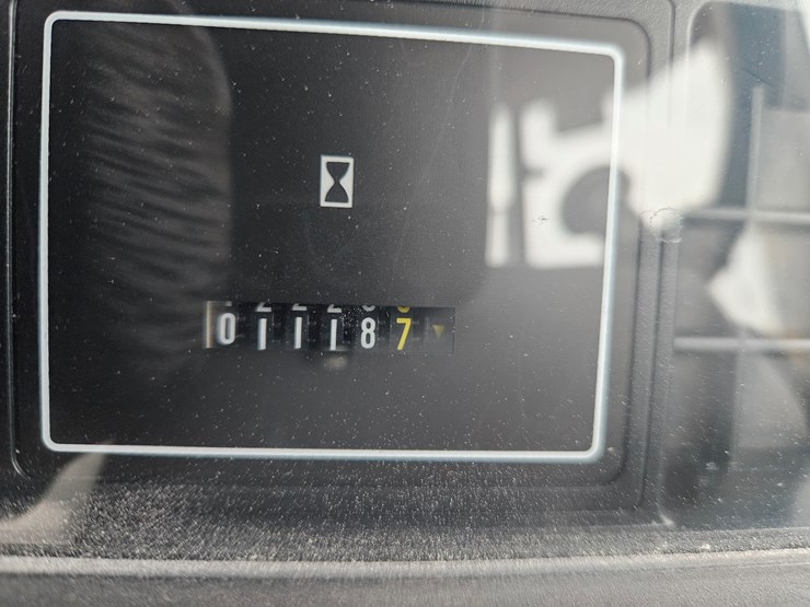 massey-ferguson-4253-image-21