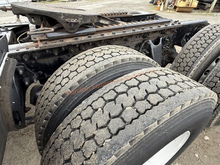 international-prostar-image-21