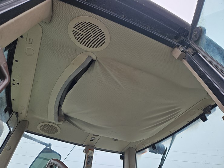 john-deere-7420-image-8