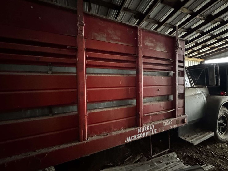 1964-international-loadstar-image-13