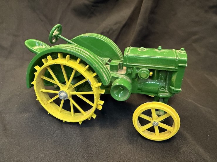 ertl-john-deere-model-d-image-3