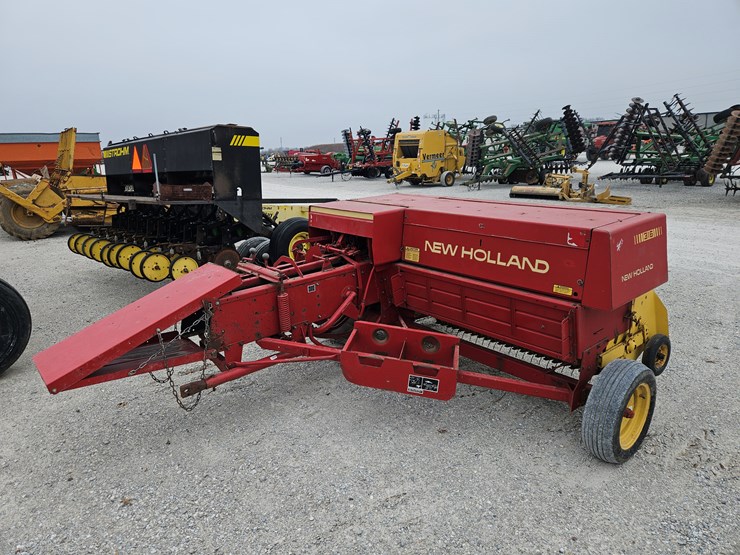 new-holland-316-image-5