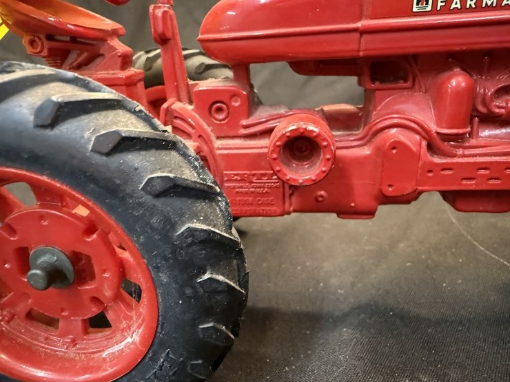 ertl-farmall-super-m-ta-image-4