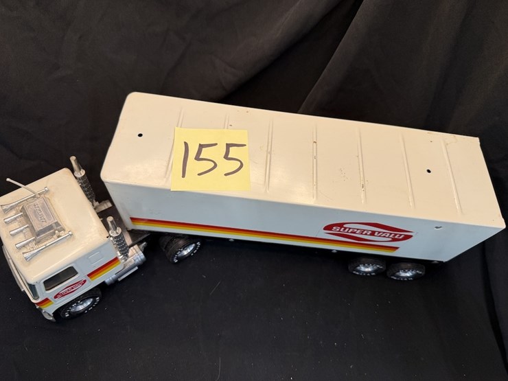 nylint-gmc-'18-wheeler'-image-2