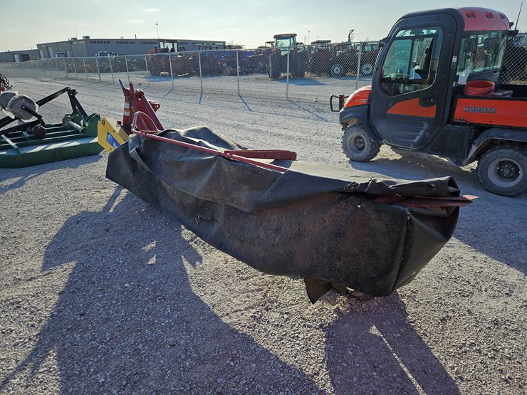 new-holland-h6750-image-3