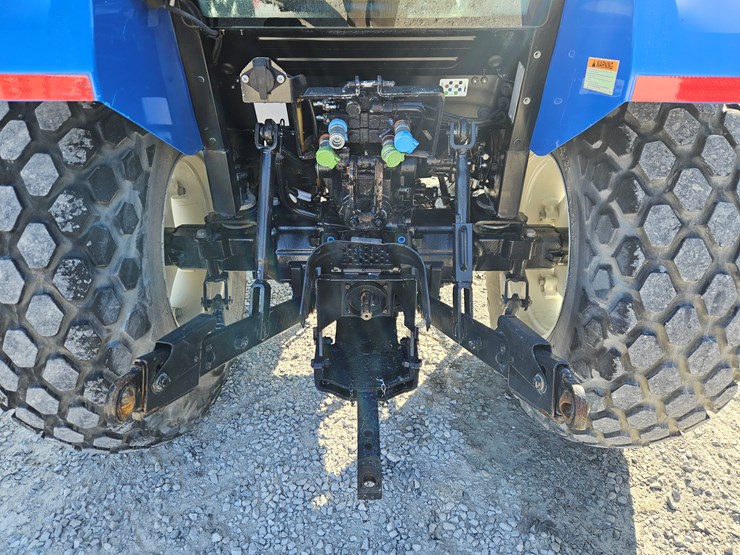 new-holland-t4.75-image-7