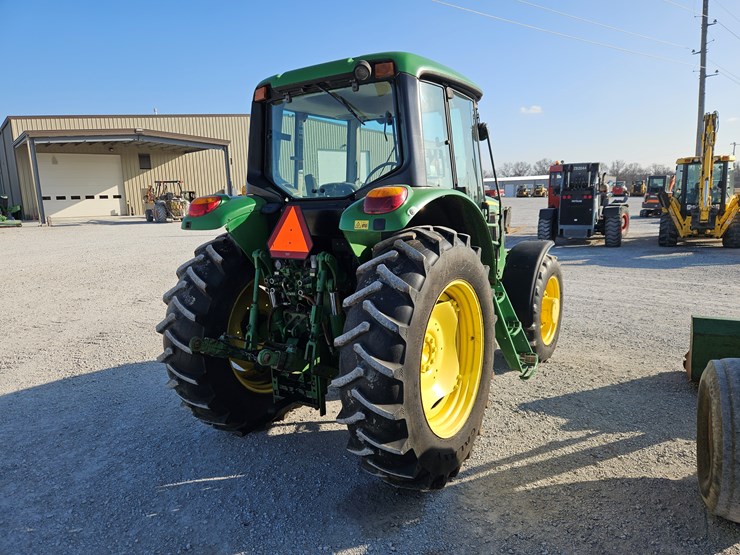 john-deere-7130-image-6