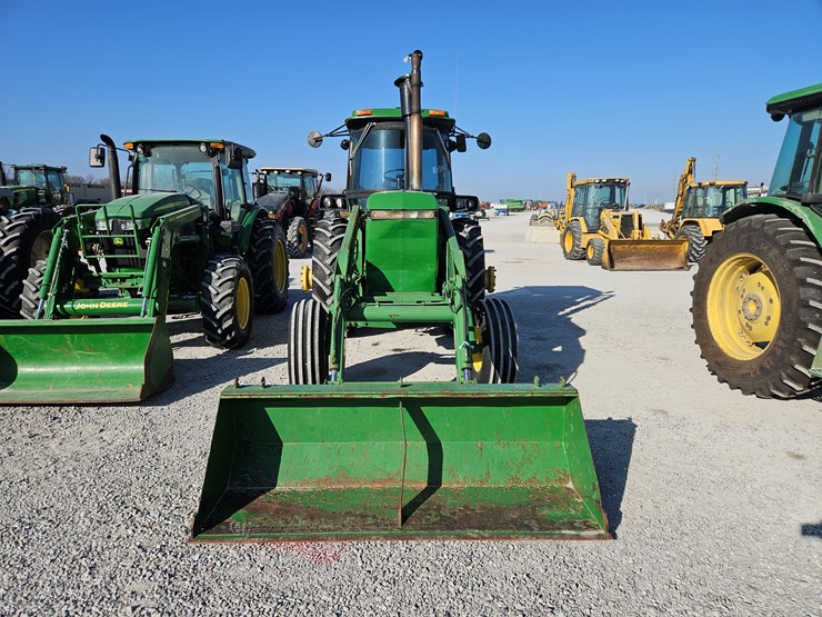john-deere-4450-image-2