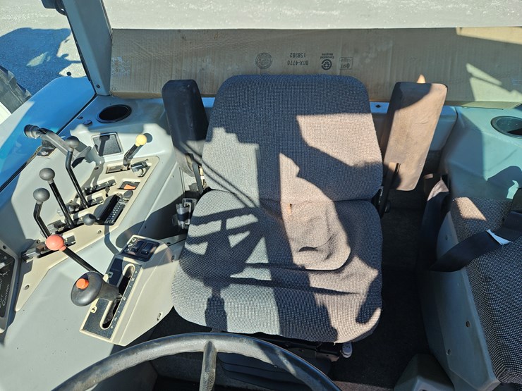 #203305-•-1995-white-6145-tractor-image-7