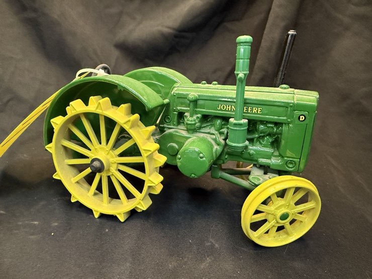 ertl-john-deere-d-image-3