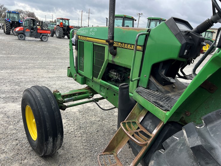 john-deere-6400-image-19