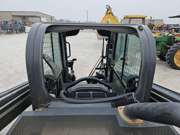 new-holland-c234-image-16