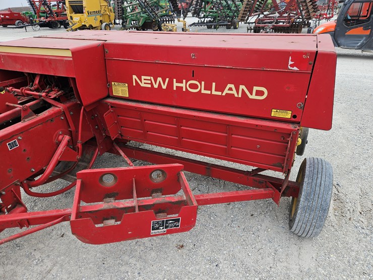 new-holland-316-image-6