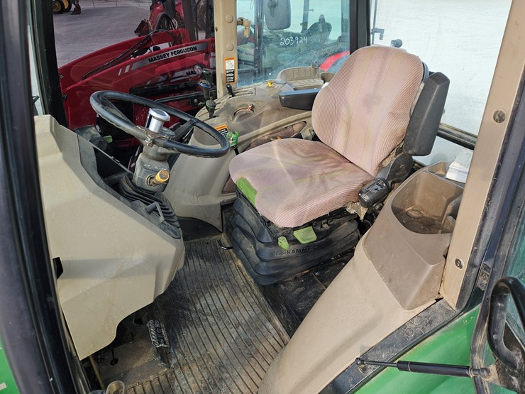 john-deere-6115d-image-6