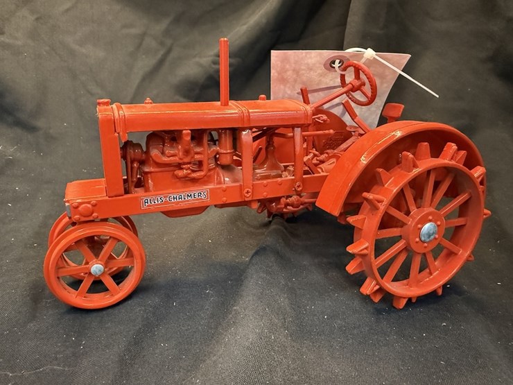 scale-models-allis-chalmers-wc-image-1