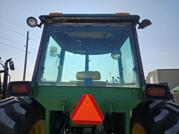 john-deere-4230-image-13