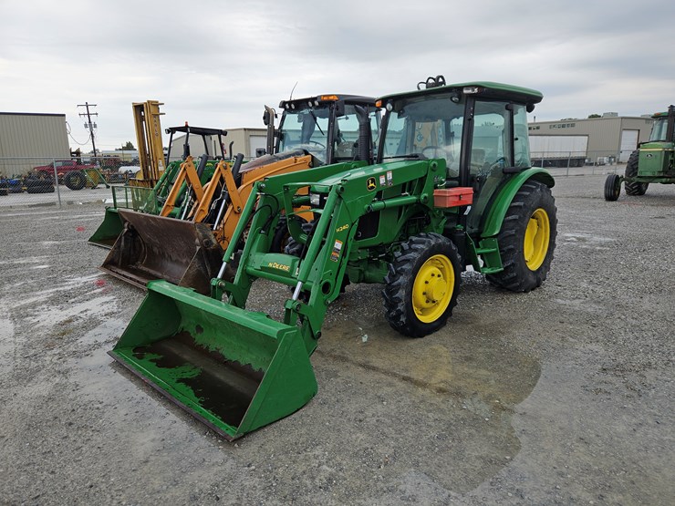 john-deere-5075e-image-1