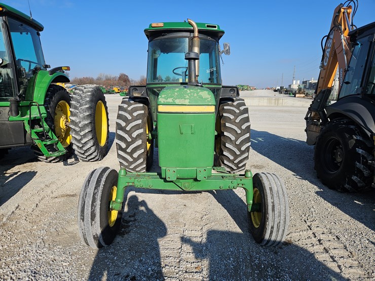 john-deere-4230-image-2