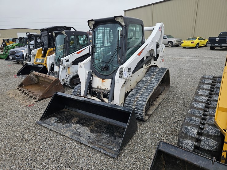 bobcat-t740-image-22