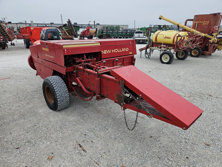 new-holland-316-image-9