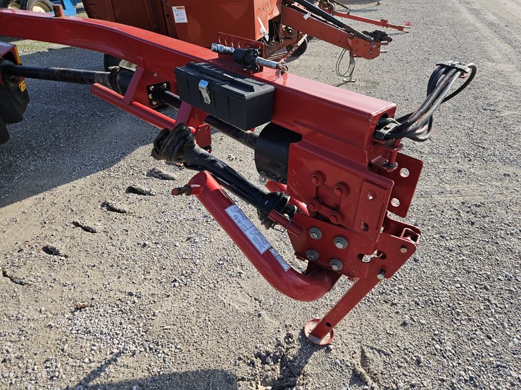 new-holland-h7230-image-2