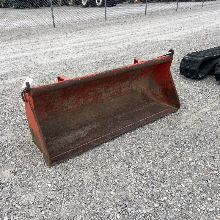 #208989 • Kubota Bucket