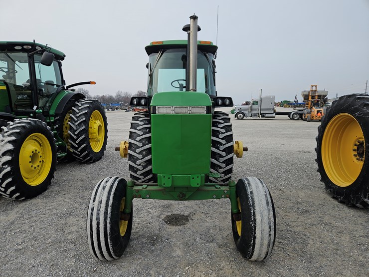 john-deere-4455-image-2