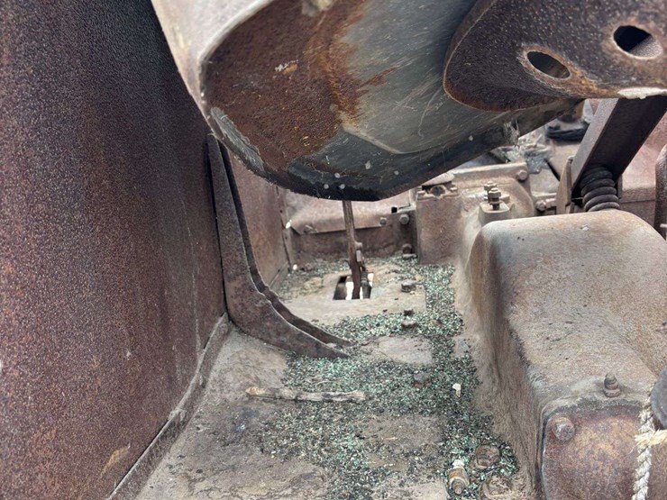 mccormick-deering-wk-40-parts-tractor-image-52