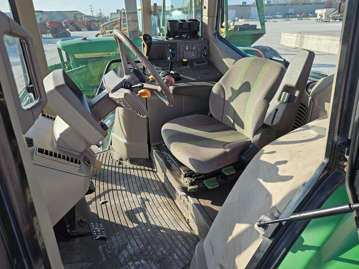 john-deere-7130-image-13