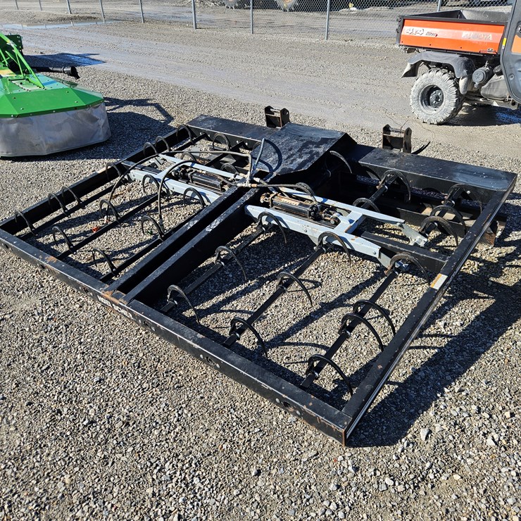 #201120 • Hoelscher Bale Grapple